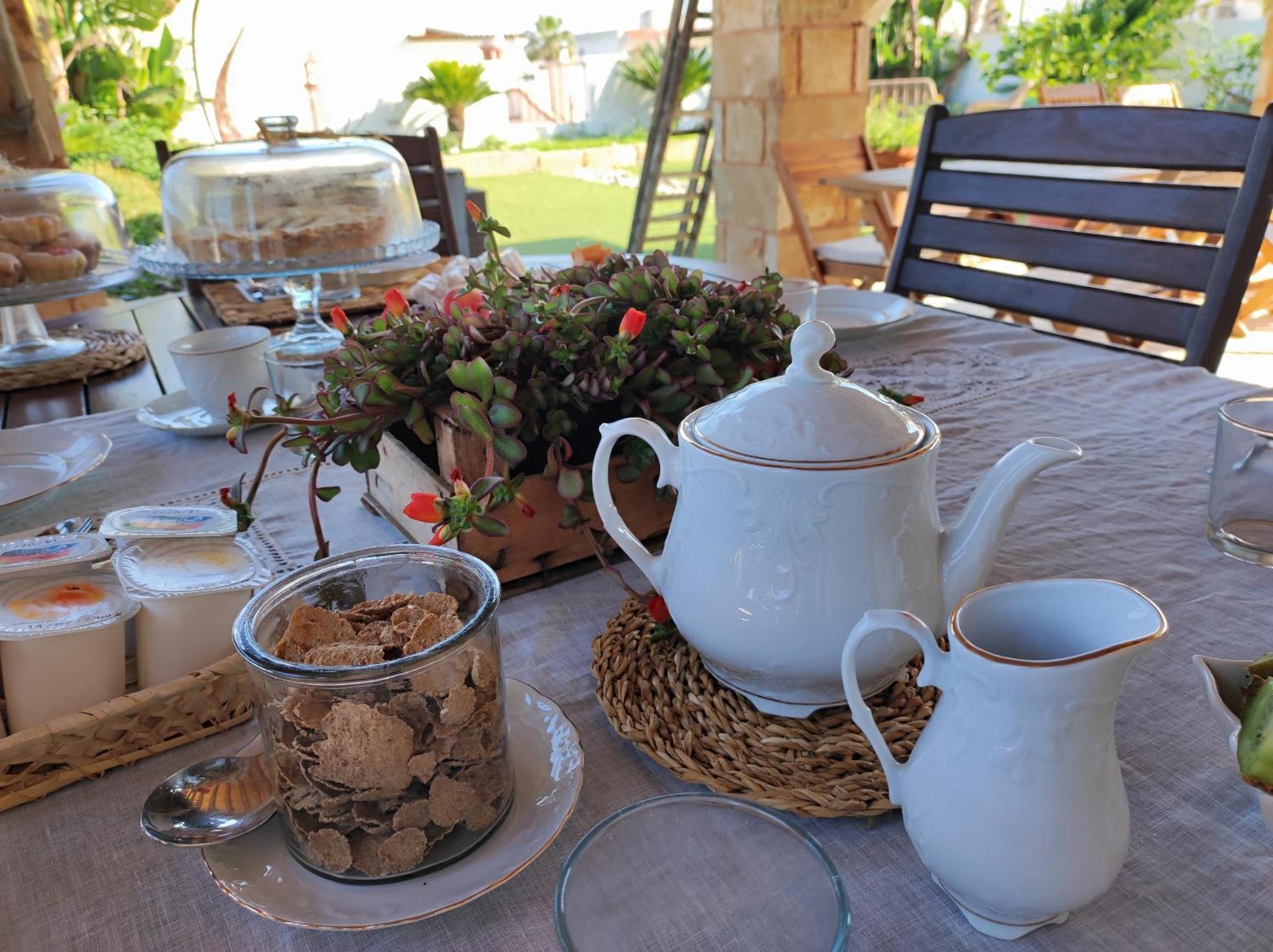 Bed and Breakfast Li Brilli à Felline Extérieur photo